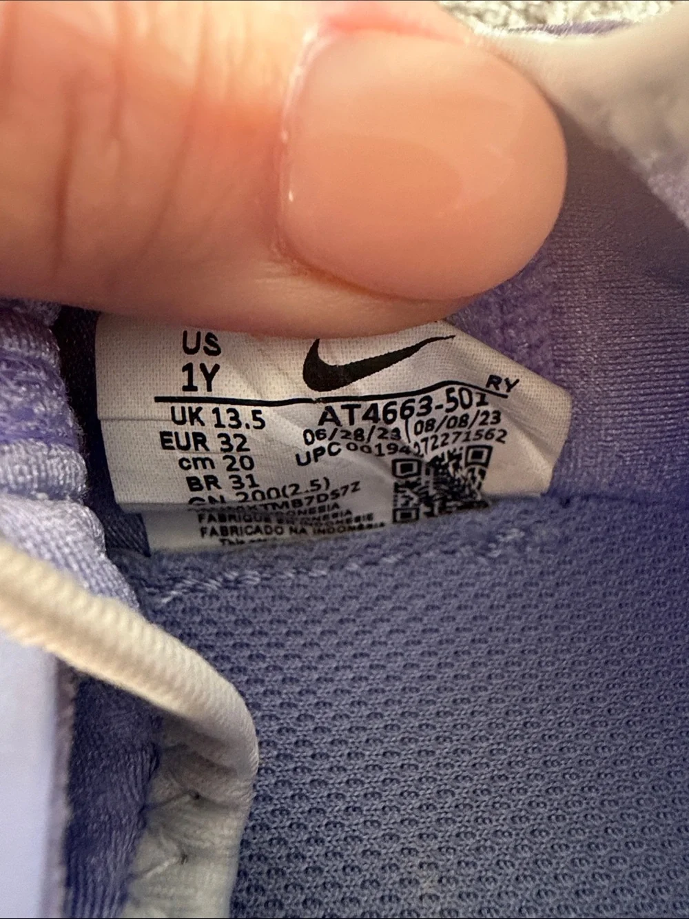 Nike Kids' Flex Runner Athletic Shoes in Light Purple size 1Y